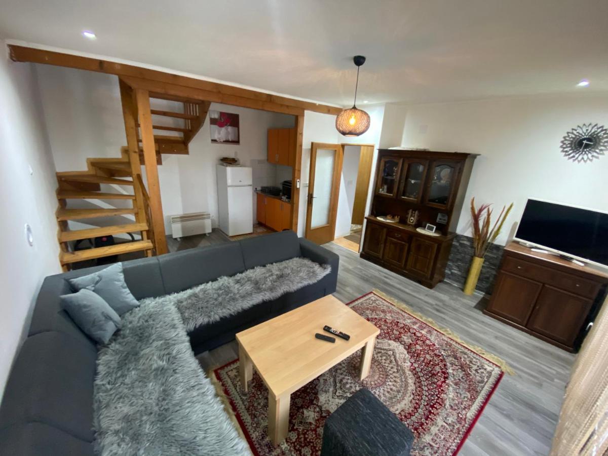 Asja Guest House Lukavac Экстерьер фото